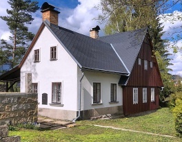Chalupa Jizerky - kachlová kamna - Jindřichov