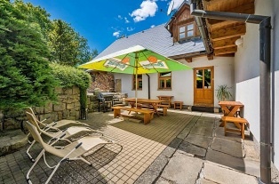 Chalupa s bazénem - Pastvinská přehrada - Nekoř