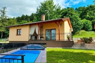 Wellness Chaty s bazénem - Český ráj - Trosky