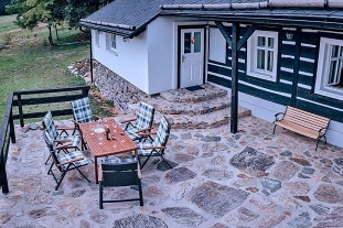 Roubená chalupa s terasou - Na Vrších - Čenkovice