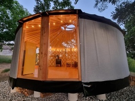 Glamping Jurta šedá - Toulava - Monínec