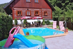 Roubená chalupa s bazénem Krkonoše - Černá hora