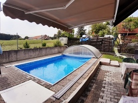 Chata Blaník s bazénem - zámek Konopiště