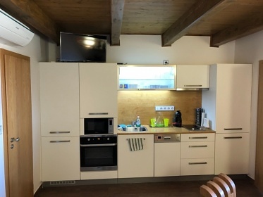 Designová chata a vinný sklep - Nové Mlýny