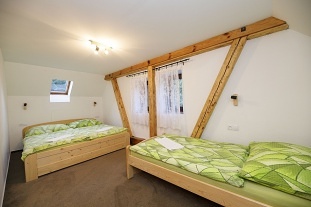 Chaty a hájovna CHKO Blaník - Mladá Vožice