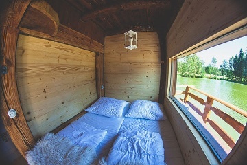 Glamping na vod s wellness - Velk Ratmrov