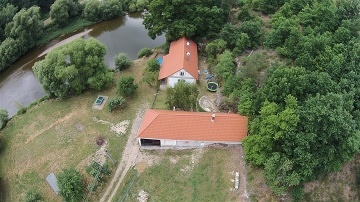 Chalupa SAMOTA u eky Lunice - Hut - Bechyn