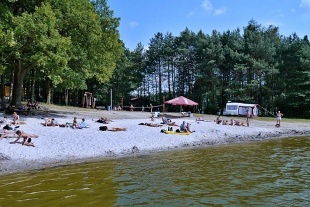 Chata a loďka - Milčanský rybník - Kokořínsko