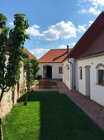 Chalupa s baznem - apartmny atov - Znojmo