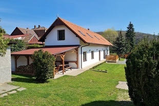 Rodinná chalupa - Nymbursko - zámek Loučeň