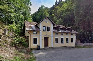 Wellness chalupa s bazénem - Hranice - Krkonoše