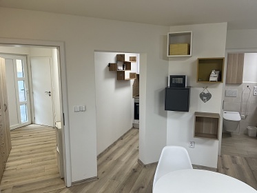 Wellness apartmn erany - bazn, sauna a vivka