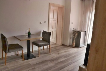 Rodinn chalupa - apartmny - vhled na Lipno