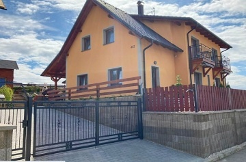 Rodinn chalupa - apartmny - vhled na Lipno