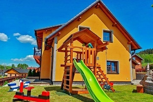 Rodinn chalupa - apartmny - vhled na Lipno