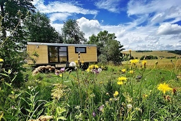 Maringotka pod Vyhldkou - glamping Ryovit