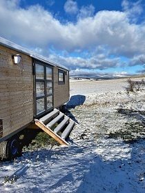 Maringotka pod Vyhldkou - glamping Ryovit