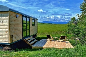 Maringotka pod Vyhldkou - glamping Ryovit