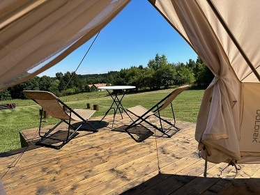 Glamping Nvary - ubytovn esk Kanada