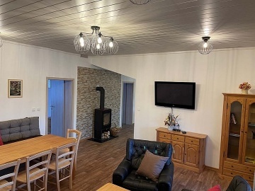 Chalupa s bazénem - apartmány Třeboňsko - Hamr