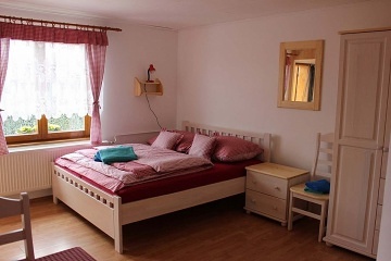 Chalupa s bazénem - apartmány Třeboňsko - Hamr