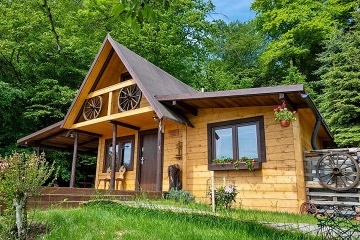 Chata a koupací sud - glamping na samotě Zlínsko