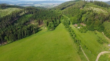 Chata a koupací sud - glamping na samotě Zlínsko