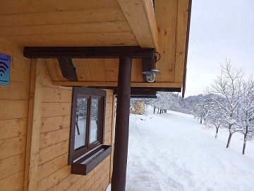 Chata a koupací sud - glamping na samotě Zlínsko