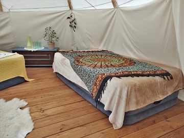 Teepee V Zti - Glamping Ledeko - Szava