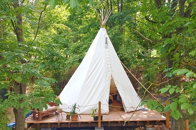 Teepee V Zti - Glamping Ledeko - Szava