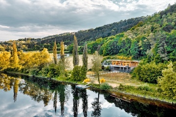 Srub u vody - Solenice - Kamk nad Vltavou