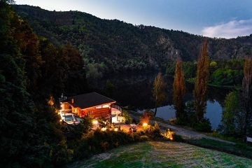 Srub u vody - Solenice - Kamk nad Vltavou