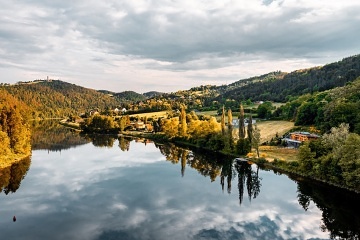 Srub u vody - Solenice - Kamk nad Vltavou