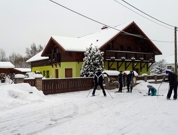 Pronjem chalupy s baznem a saunou - Hrozntn