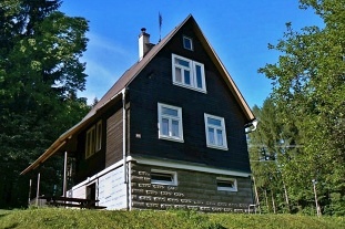 Chata a koupací sud na úpatí Lysé hory - Beskydy