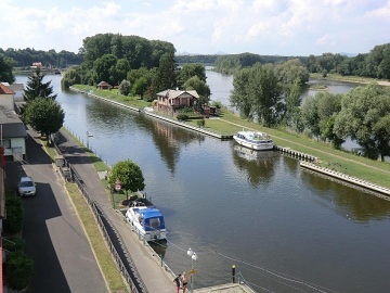 Zitek na vod - Obytn lod - Vltava a Labe