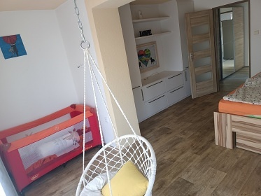 Apartmn s vivkou na zahrad - Dobev - Psek