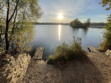 Glamping s wellness - pozemek na rybaen - Sandberk