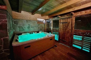 Wellness roubenka s bazénem - Hrubý Jeseník