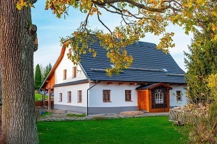 Chalupa s kachlovými kamny - Dolní Morava - Králíky