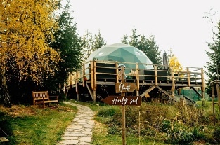 Nový objekt: Glamping s koupacím sudem - Tišnov - Pernštejn 1M-548