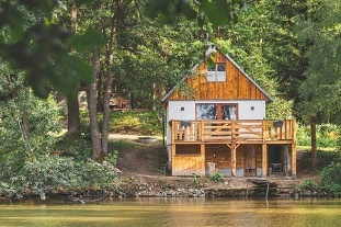 Nový objekt: Chata u rybníka - s vířivkou - CHKO Blanský les 2C-682