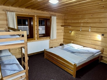 Valašská roubenka - cyklostezka Bečva - Beskydy