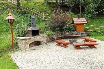 Valašská roubenka - cyklostezka Bečva - Beskydy